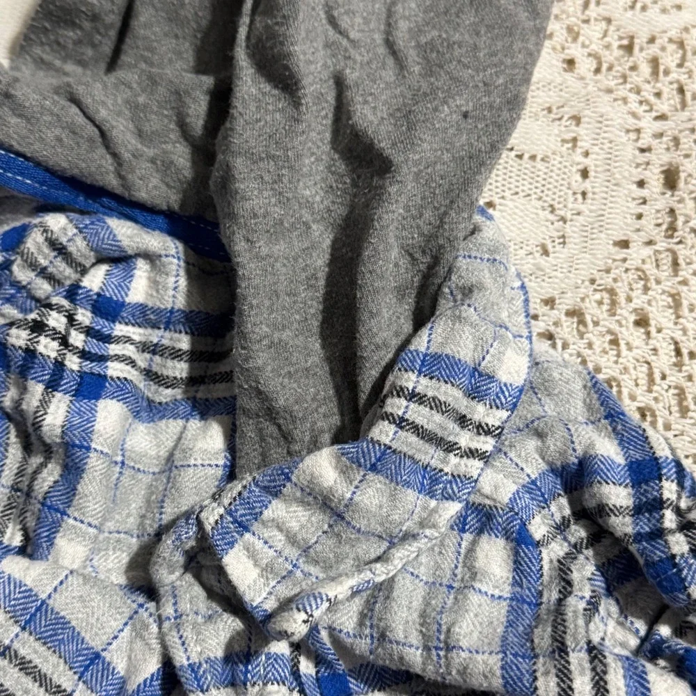 OshKosh B'gosh Boy Plaid Flannel Shirt Hoodie 4T Blue Gray Long Sleeve Button Up